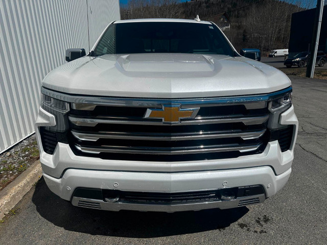 2024 Chevrolet Silverado 1500 High Country in Cars & Trucks in Edmundston - Image 2