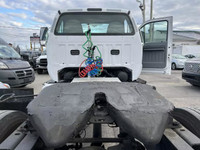 Ford f750 diesel 6.7 automatique vendu sans le flat bed possibilité de l’installer environs 15-20k$... (image 4)