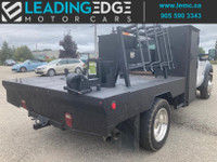 6.7L Power Stroke, 4 integrated auxiliary switches, FM/AM stereo, cruise control, storage containers... (image 5)