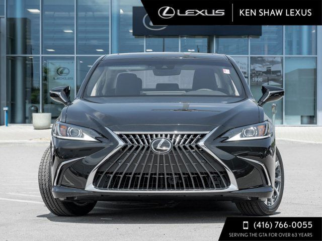 2025 Lexus ES 300h in Cars & Trucks in City of Toronto - Image 2