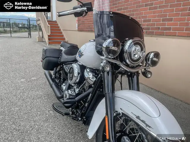 2025 Harley-Davidson Softail FLHC - Heritage Classic in Street, Cruisers & Choppers in Kelowna - Image 7
