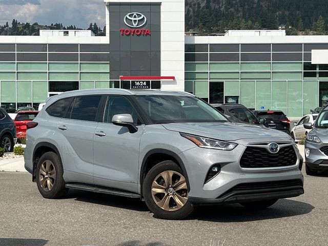 2023 Toyota Highlander Hybrid XLE Nightshade | NO ACCIDENTS in Cars & Trucks in Kelowna - Image 2