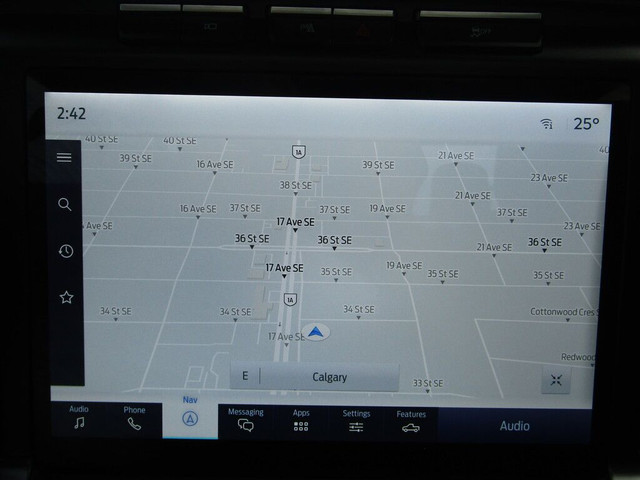 2022 Ford F-150 LARIAT 4WD SUPERCREW B.S.A/NAV/360CAM/LOADED! in Cars & Trucks in Calgary - Image 3