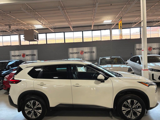 2021 Nissan Rogue SV AWD|360CAM|PANOROOF|ALLOYS|HEATEDSEATS|+++ in Cars & Trucks in City of Toronto - Image 3