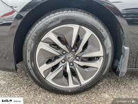 LEATHER REAR CAMERA Fully serviced and reconditioned including brakes, tires, wiper blades and oil/f... (image 5)