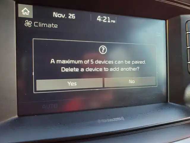 2017 Kia Sorento AWD EX Turbo *Leather / Rear View Camera* in Cars & Trucks in London - Image 32