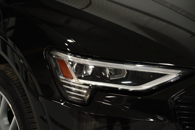 2021 Audi E-TRON Technik / Black optics / B & O / Taux Exclusifs in Cars & Trucks in Longueuil / South Shore - Image 2