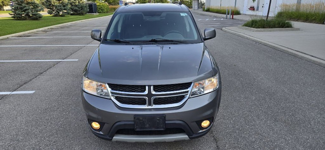 2012 Dodge Journey Lux 4dr Front-wheel Drive Automatic in Cars & Trucks in Mississauga / Peel Region - Image 2