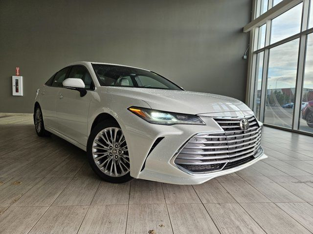 2021 Toyota Avalon Limited | AWD | Rare | Low Mileage in Cars & Trucks in Edmonton - Image 2