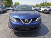 • Power_Steering • Power_Brakes • Power_Windows • Power_Mirrors • Power_Locks • Power_Sunroof • Keyl... (image 7)