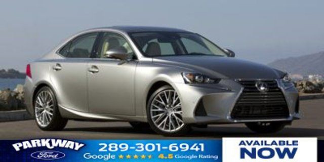 2017 Lexus IS 300 in Cars & Trucks in Kitchener / Waterloo