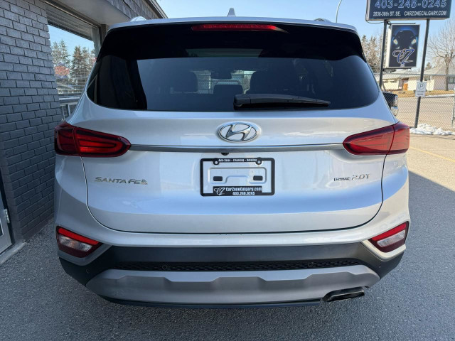 2019 Hyundai Santa Fe 2.0T Luxury AWD in Cars & Trucks in Calgary - Image 4