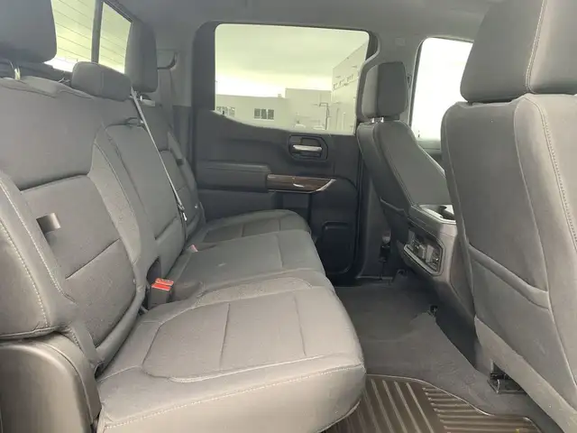 2019 Chevrolet Silverado 1500 RST dans Autos et camions dans Calgary - Image 26