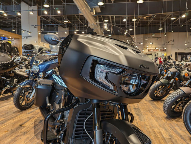 2024 Indian Motorcycle Challenger Dark Horse w/PowerBand Audio P in Street, Cruisers & Choppers in Winnipeg - Image 3