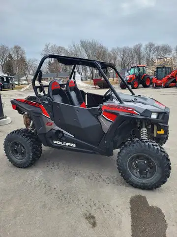 2019 Polaris RZR S 1000 - Titanium Metallic in ATVs in Portage la Prairie - Image 2