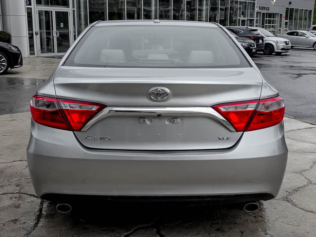 2015 Toyota Camry 4dr Sdn V6 Auto XLE in Cars & Trucks in City of Toronto - Image 4