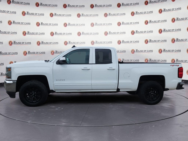 2017 Chevrolet Silverado 1500 4WD Double Cab 143.5 LT w-1LT in Cars & Trucks in Calgary - Image 2