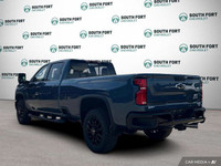 Z71 Off-Road Suspension Package, Trail Boss Package, Leather Seats, Heated & Ventilated Seats, Adapt... (image 3)