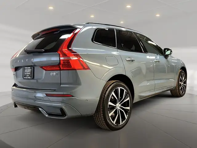 2024 Volvo XC60 B5 PLUS DARK CUIR TOIT PANO NAV 4RM in Cars & Trucks in Laval / North Shore - Image 5