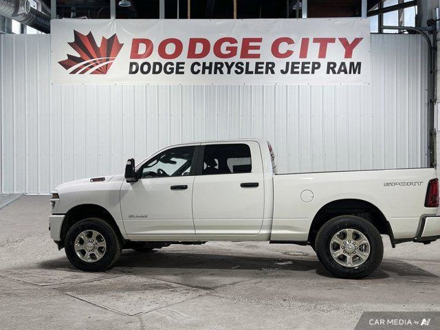 2025 Ram 3500 Big Horn 4x4 Crew Cab 6'4 Box in Cars & Trucks in Saskatoon - Image 2