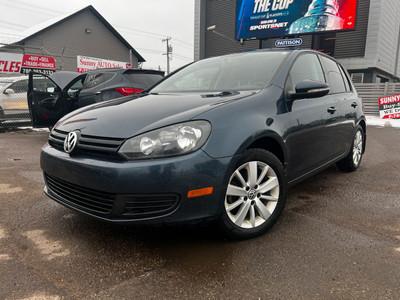 2012 VOLKSWAGEN GOLF 2.5*HEATED SEATS*ALLOYS*SUNROOF*ONLY$8499!
