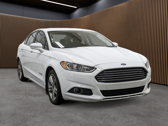 2015 Ford Fusion HEV SE in Cars & Trucks in Sherbrooke - Image 3