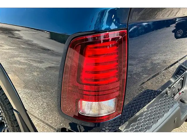2022 Ram 1500 Classic Warlock Crew V8 | All Terrain Pkg | Alpine in Cars & Trucks in Mississauga / Peel Region - Image 32