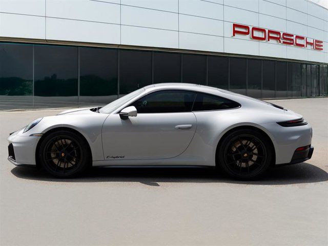 2025 Porsche 911 Carrera GTS in Cars & Trucks in London - Image 3