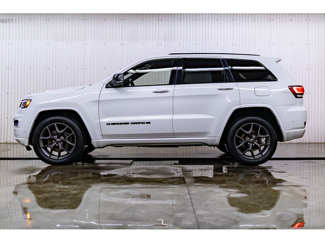 2021 Jeep Grand Cherokee 4x4 80th Anniversary Leather Roof Nav B in Cars & Trucks in Grande Prairie - Image 3