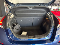 Nissan Leaf SV 2025 – Bleu, 1 753 km! Pratiquement neuve. Conduite électrique. Écologique et économi... (image 5)