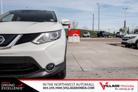 Used 2019 Nissan Qashqai SV SUV in White with Black interior for sale in Calgary at Village Honda!Po... (image 4)