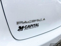 This Chrysler Pacifica has a strong Regular Unleaded V-6 3.6 L/220 engine powering this Automatic tr... (image 9)