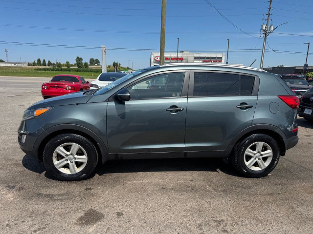 2014 Kia Sportage LX, AUTO, 4 CYL, ONLY 102KMS, ENGINE NOISY, AS in Cars & Trucks in London - Image 2