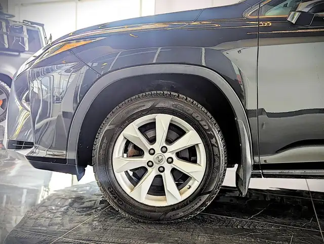 2016 Lexus RX 350 AWD in Cars & Trucks in City of Montréal - Image 12