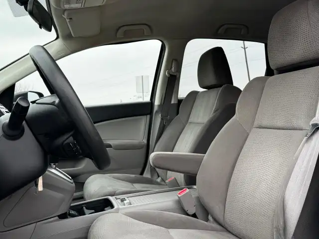 2012 Honda CR-V AWD LX **EXCELLENT SERVICE HISTORY**SUPER CLEAN* dans Autos et camions dans Hamilton - Image 29