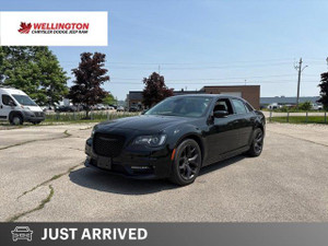 2022 Chrysler 300 300 Touring L | Leather | Nav | Heated Seats | Apple Carplay |