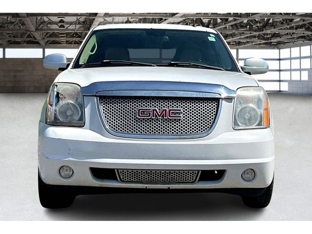 2008 GMC Yukon Denali | AS IS | AWD in Cars & Trucks in Mississauga / Peel Region - Image 3
