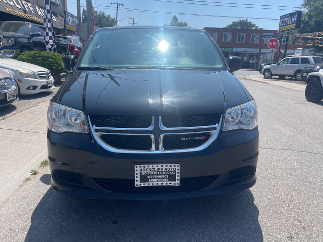 2017 Dodge Grand Caravan CVP/SXT in Cars & Trucks in City of Toronto - Image 2