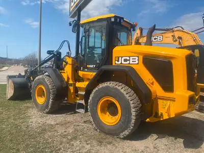 2023 JCB 427HT WHEEL LOADER STOCK# A058324 179 HP 30770 POUNDS OPERATING WEIGHT AUTOMATIC POWERSHIFT...