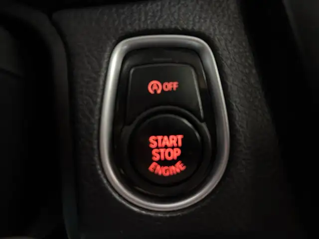 2014 BMW 4 Series Cpe 428i xDrive AWD in Cars & Trucks in Calgary - Image 22