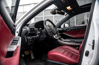 VEHICLE HIGHLIGHTS: AIR CONDITIONING, LEATHER, ADJUSTABLE STEERING WHEEL, 3 SET OF KEYS, RAIN SENSOR... (image 7)