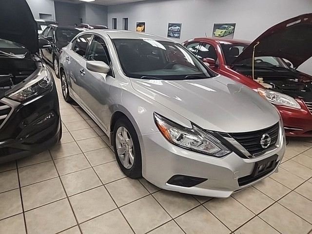  2017 Nissan Altima 2.5,Accident Free in Cars & Trucks in Mississauga / Peel Region - Image 2