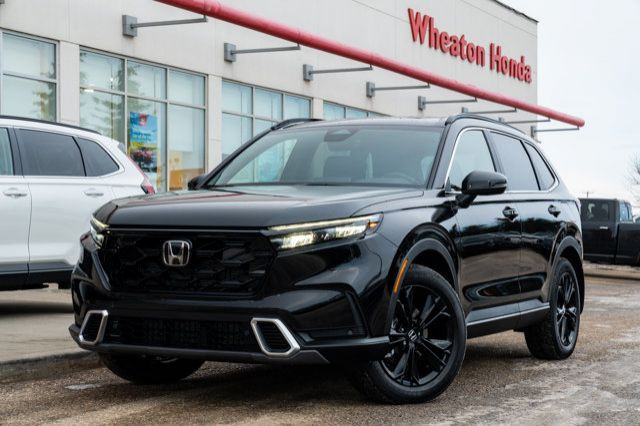2026 Honda CR-V Hybrid Touring in Cars & Trucks in Edmonton