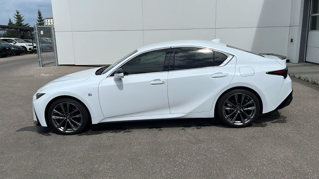 2022 Lexus IS 300 AWD F SPORT, Carplay in Cars & Trucks in Calgary - Image 2