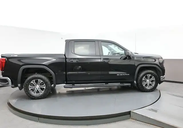 2023 GMC Sierra 1500 X31 OFFROAD 17" Steel Wheels, Pro Safety Su in Cars & Trucks in City of Halifax - Image 31
