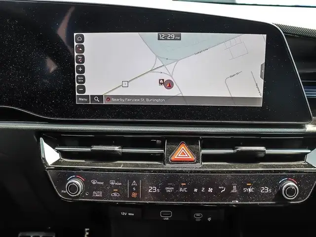 2024 Kia Niro EV Wave Demo | Sunroof | Push Start | Carplay | GP in Cars & Trucks in Oakville / Halton Region - Image 12