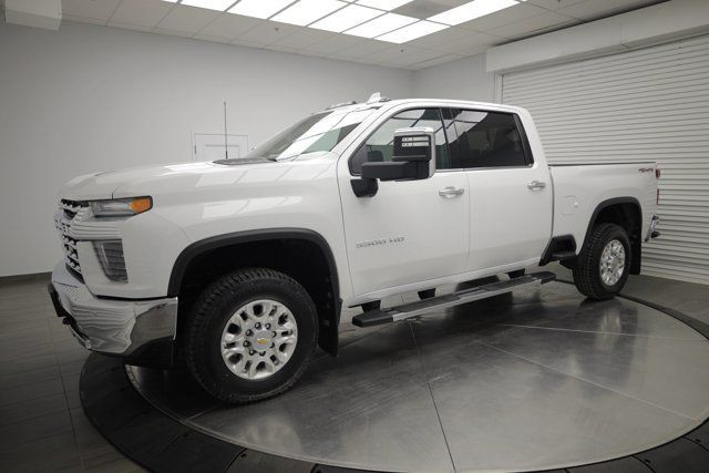 2023 Chevrolet Silverado 3500HD LTZ in Cars & Trucks in Calgary - Image 4