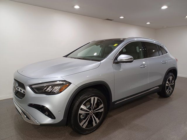 2025 Mercedes-Benz GLA GLA 250 in Cars & Trucks in Regina - Image 2