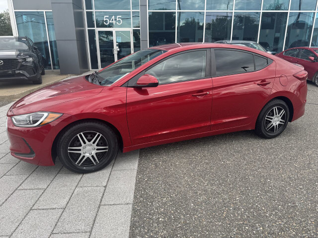2017 Hyundai Elantra LE Berline 4 portes, boîte automatique, LE in Cars & Trucks in Thetford Mines - Image 2
