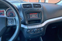 . . . . 2.4 L 4 Cyl Engine Vehicle Options: Touch Screen Radio System, Led Headlights, Vehicle Discl... (image 5)